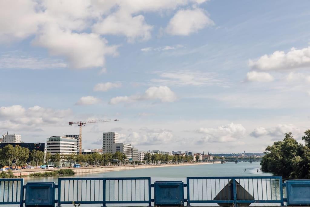 Studio Design Renove/ Berges Du Rhone Lyon Exteriör bild
